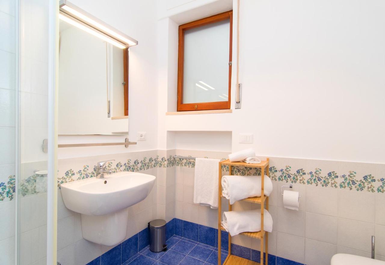 Casa Enza, For Up To 5 People, Sorrento Center Apartment Exterior photo